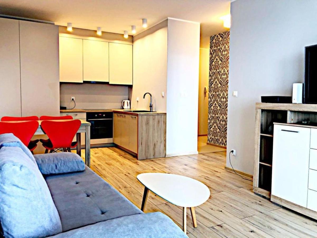Maya's Flats & 26 - Panorama View *